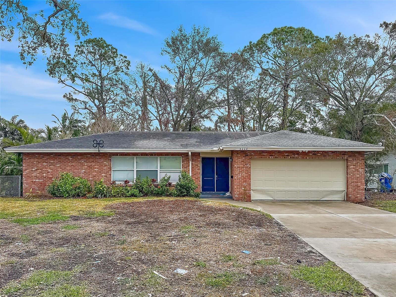 5225 VENETIAN BLVD NE, ST PETERSBURG, FL, 33703