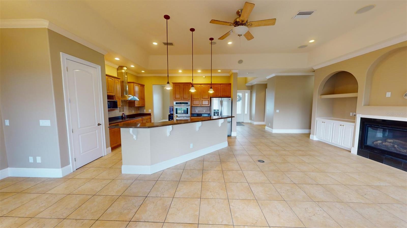 13033 MCINTOSH LAKES LN, DOVER, FL, 33527