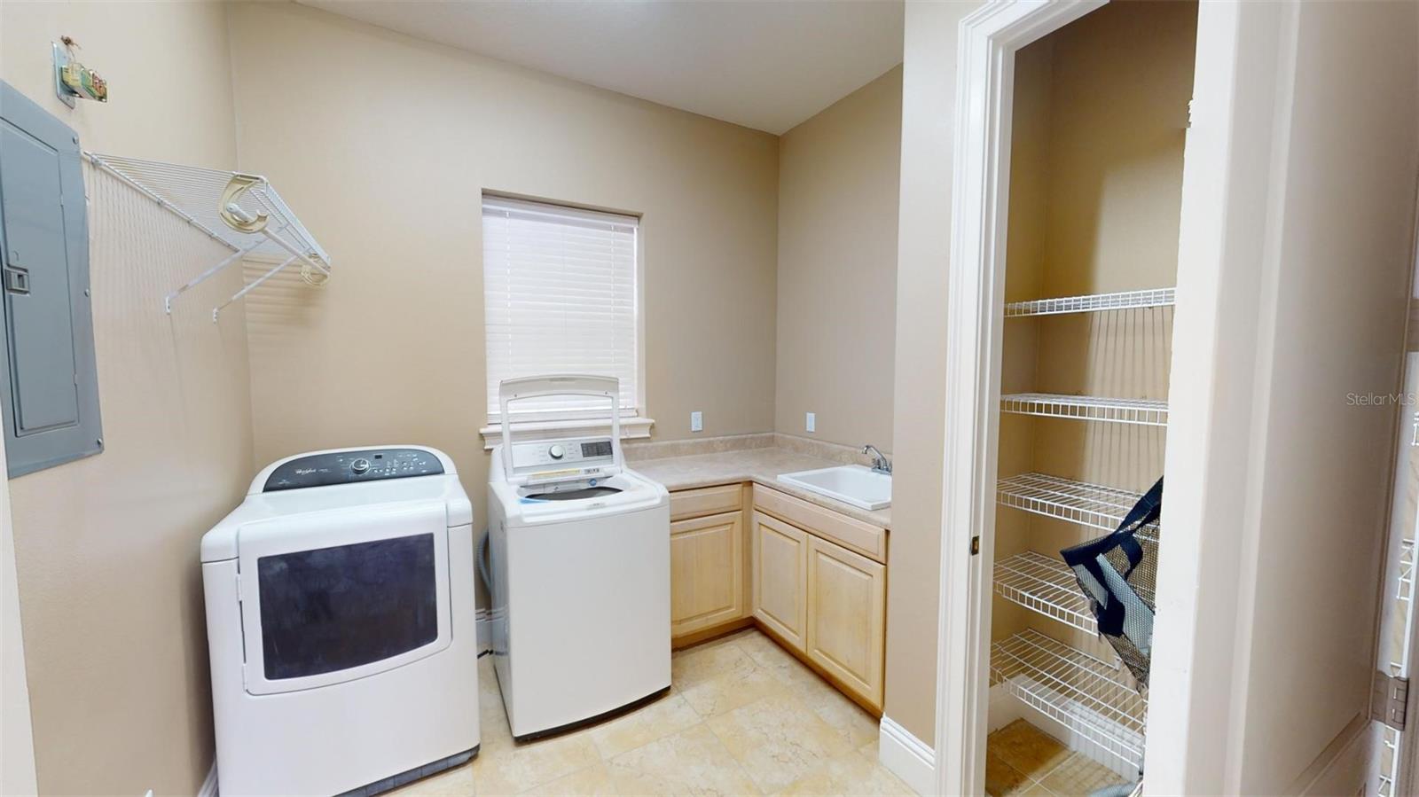 13033 MCINTOSH LAKES LN, DOVER, FL, 33527