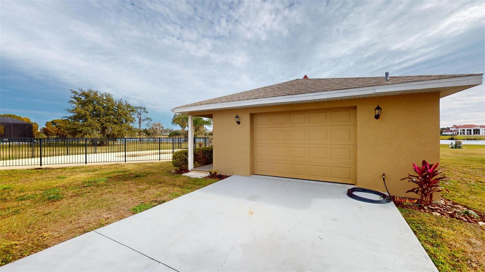 13033 MCINTOSH LAKES LN, DOVER, FL, 33527