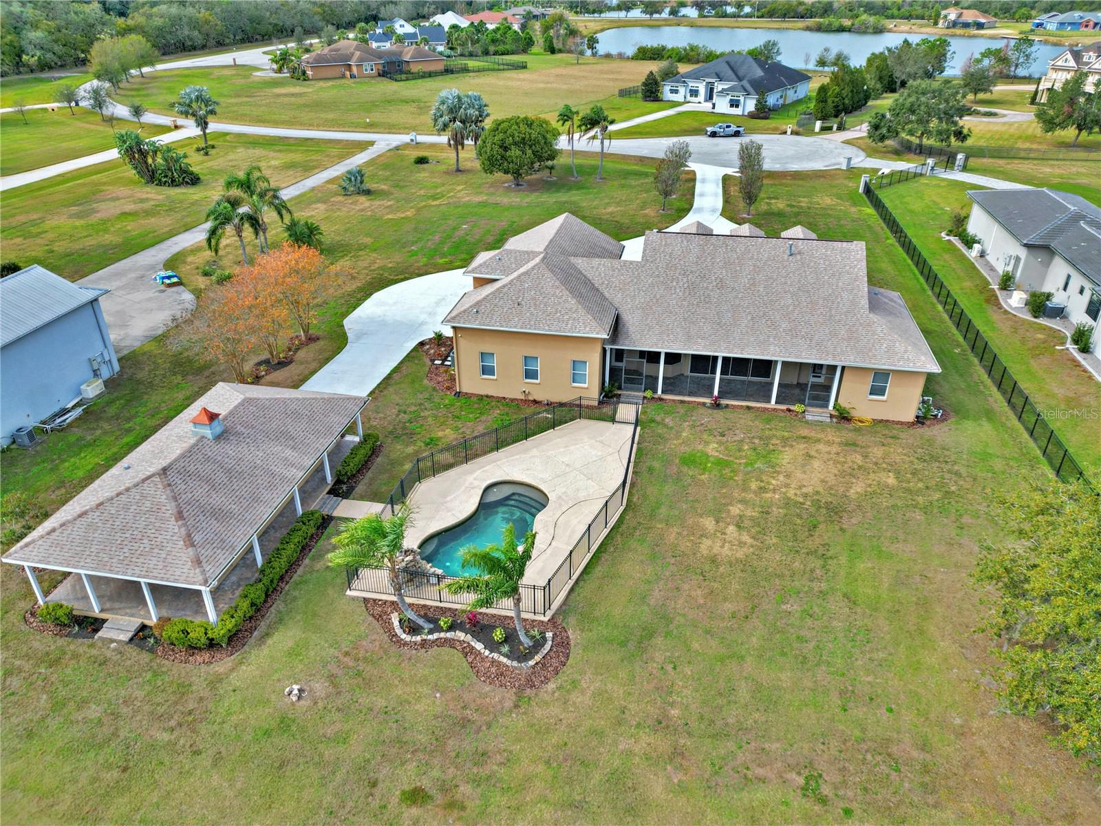13033 MCINTOSH LAKES LN, DOVER, FL, 33527