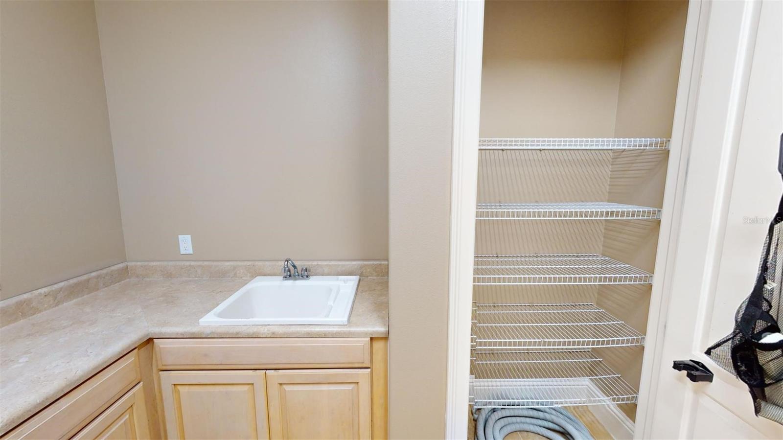 13033 MCINTOSH LAKES LN, DOVER, FL, 33527