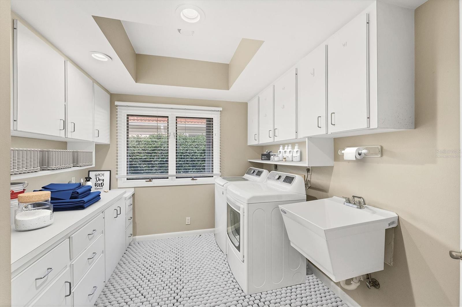 7416 RIVERVIEW DR, BRADENTON, FL, 34209