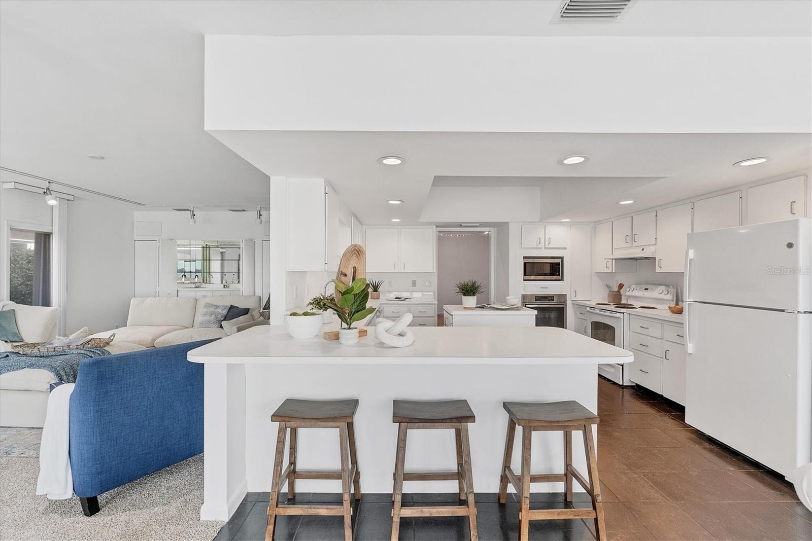 7416 RIVERVIEW DR, BRADENTON, FL, 34209