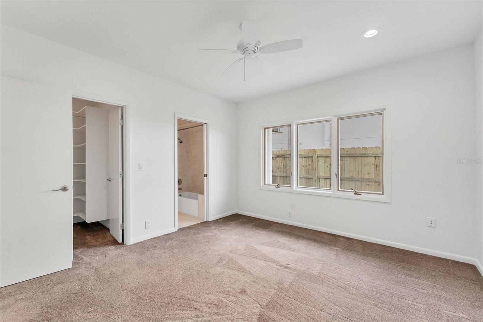 7416 RIVERVIEW DR, BRADENTON, FL, 34209