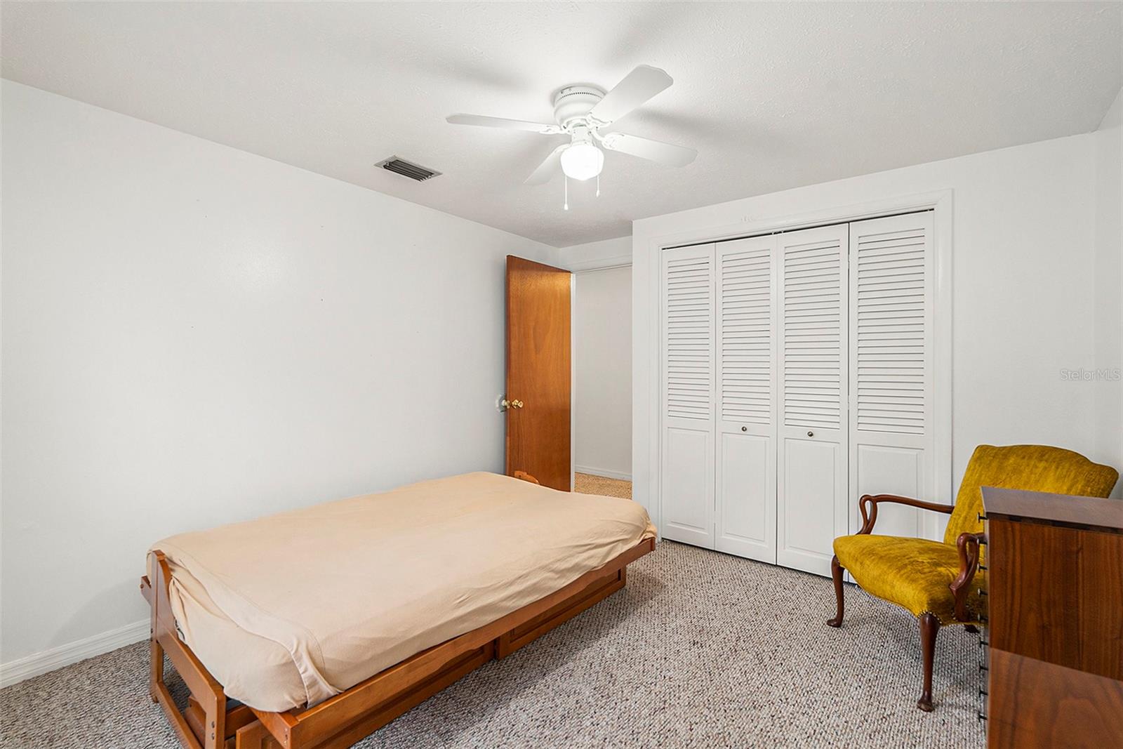 8203 CRENSHAW CIR, TAMPA, FL, 33615