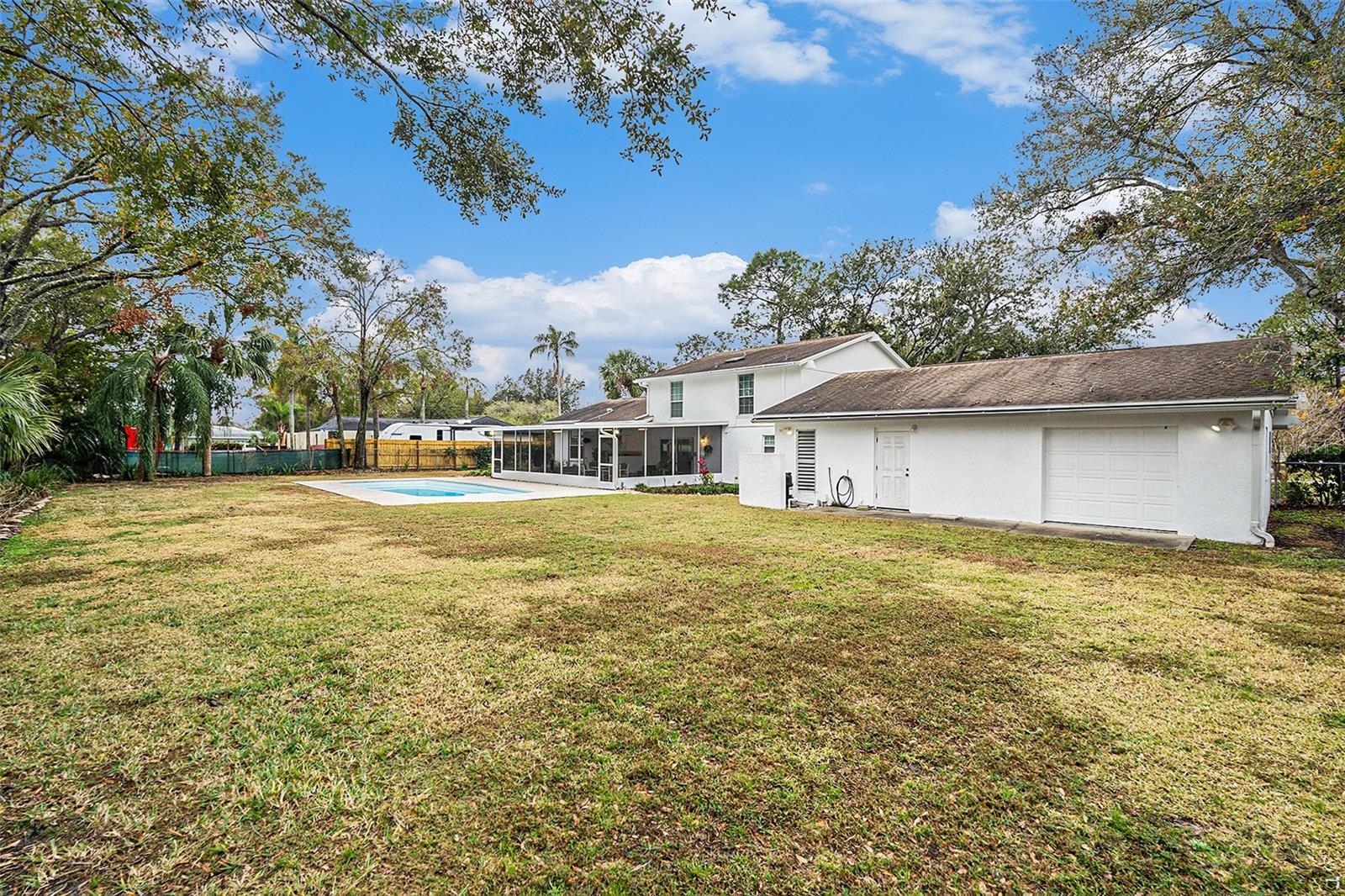 8203 CRENSHAW CIR, TAMPA, FL, 33615