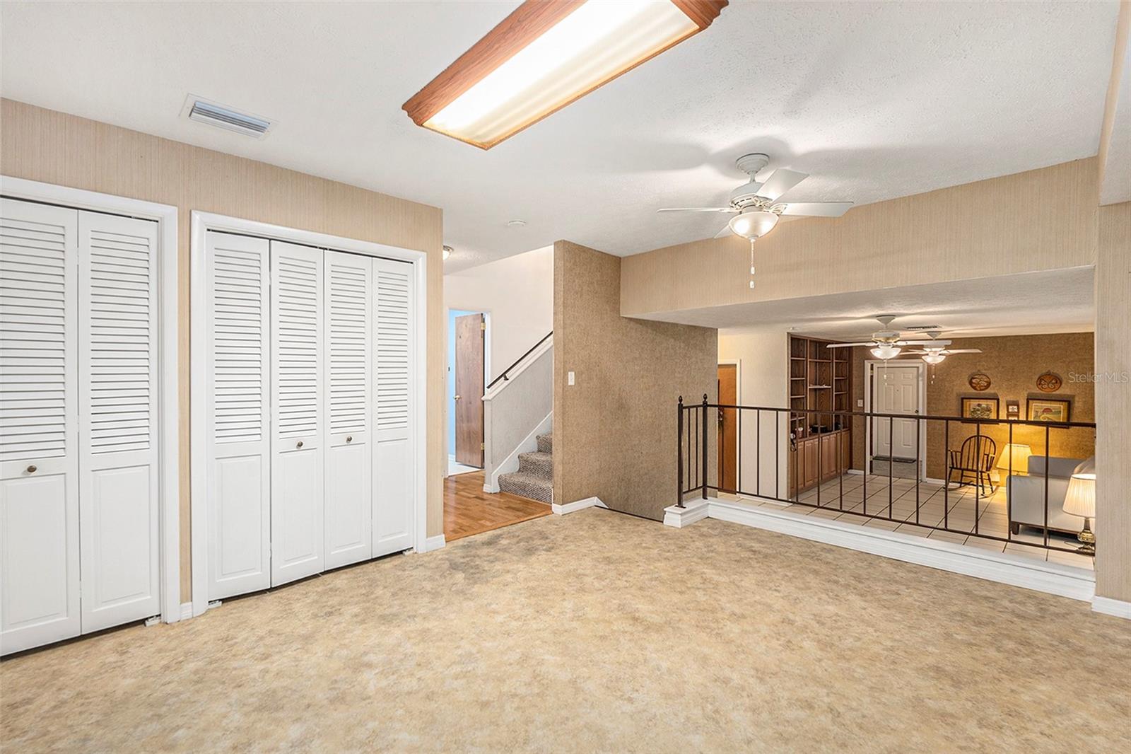 8203 CRENSHAW CIR, TAMPA, FL, 33615