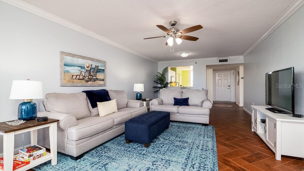 4570 PINEBROOK CIR #303, BRADENTON, FL, 34209