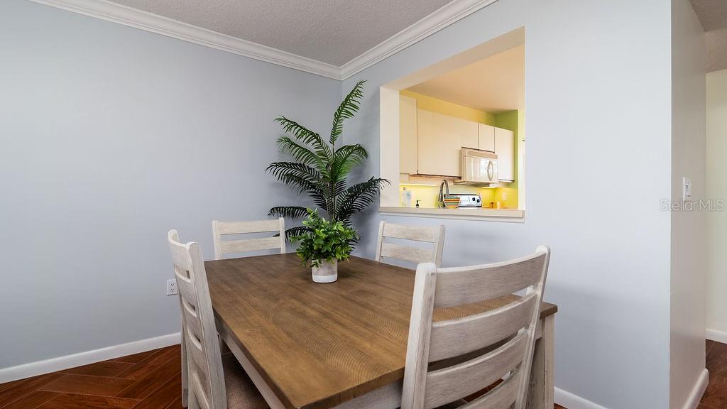 4570 PINEBROOK CIR #303, BRADENTON, FL, 34209