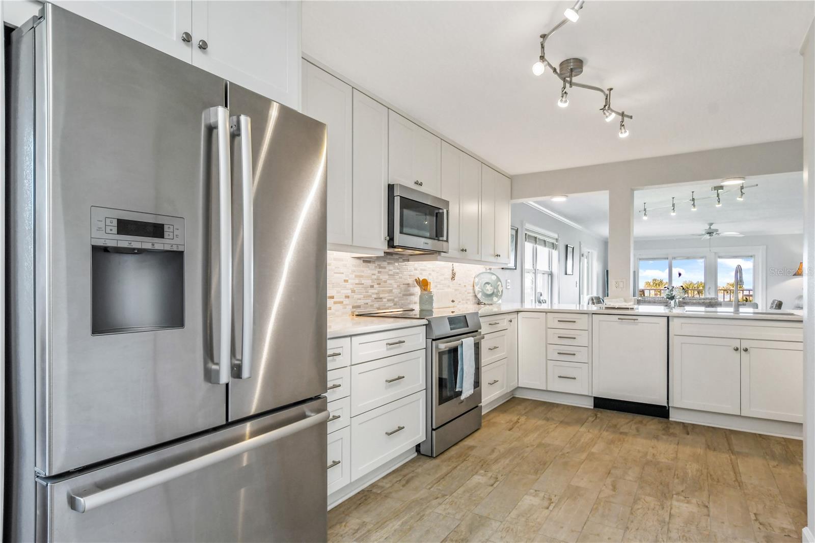 8700 RIDGEWOOD AVE #204B, CAPE CANAVERAL, FL, 32920