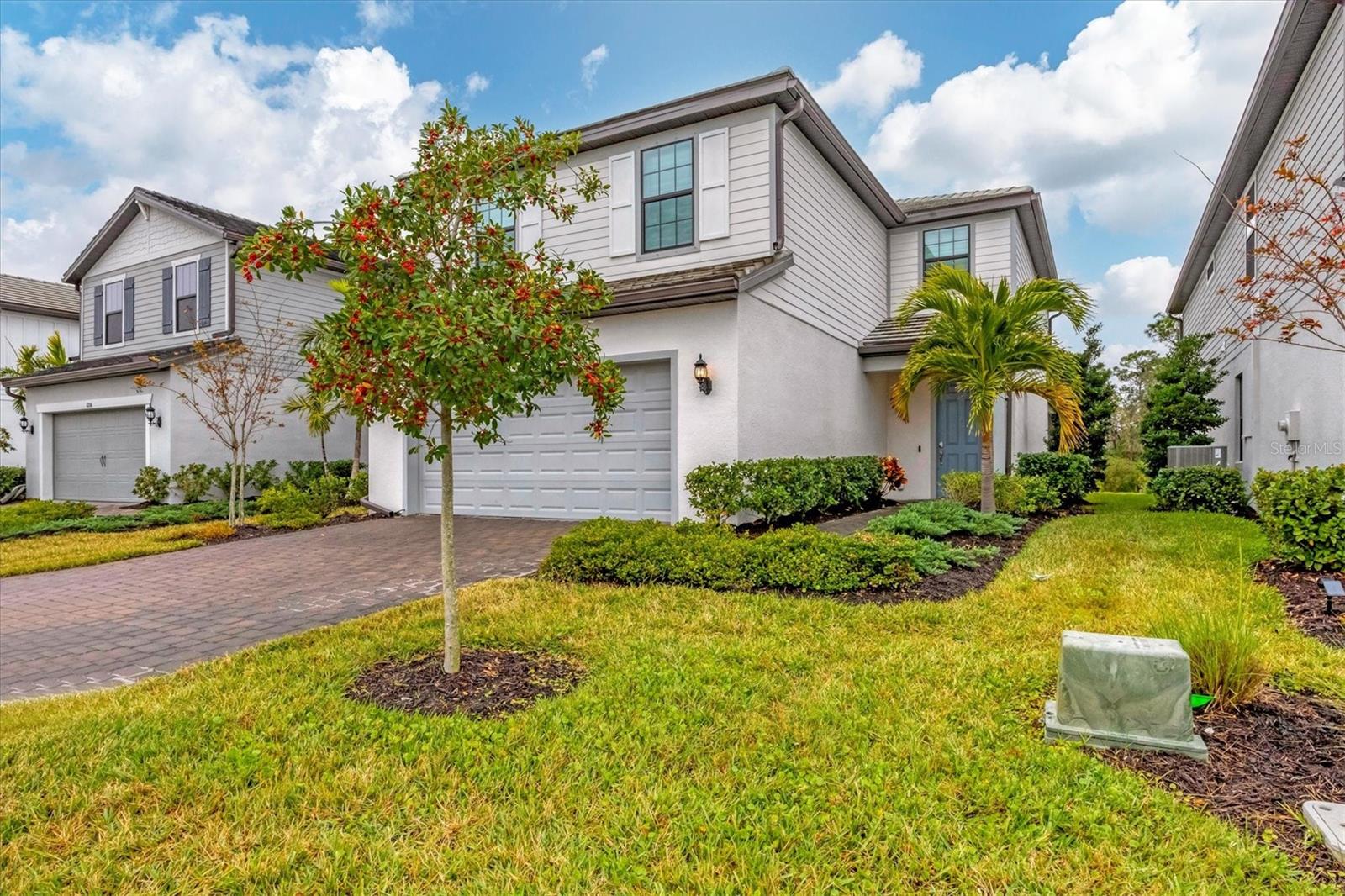 6102 BLUESTAR CT, LAKEWOOD RANCH, FL, 34211