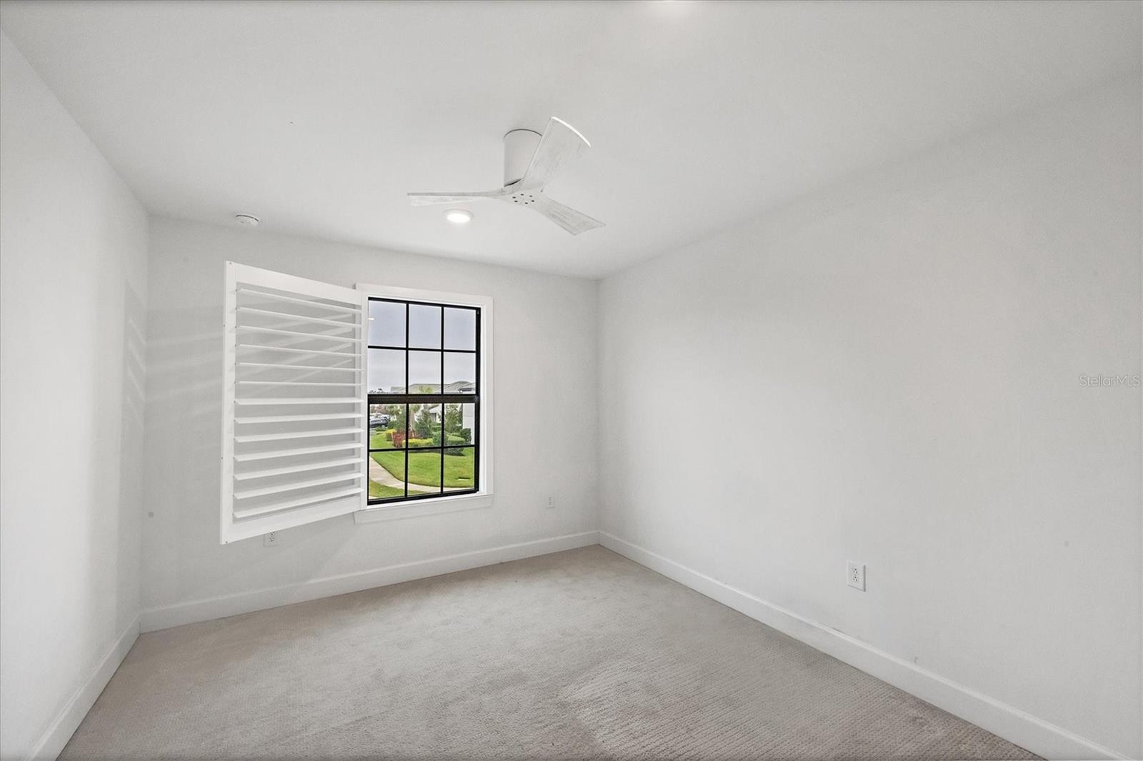 6102 BLUESTAR CT, LAKEWOOD RANCH, FL, 34211