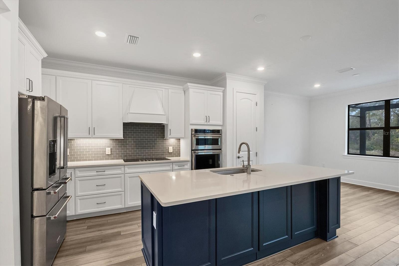 6102 BLUESTAR CT, LAKEWOOD RANCH, FL, 34211
