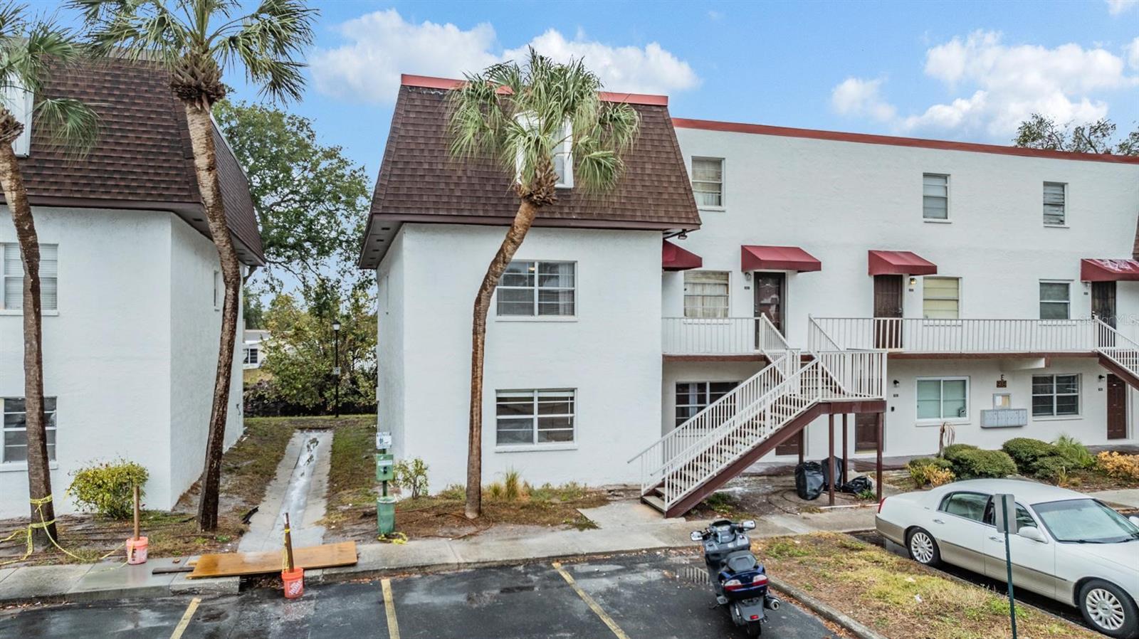 9119 TUDOR DR #E201, TAMPA, FL, 33615