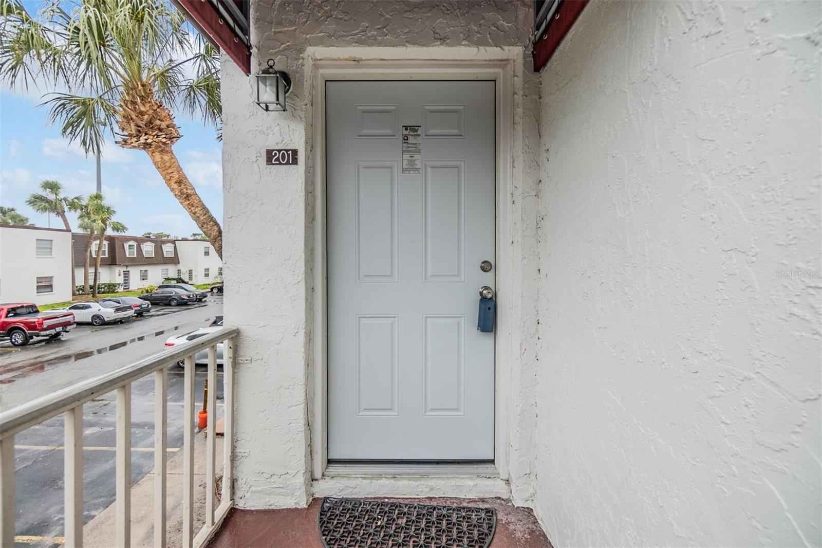 9119 TUDOR DR #E201, TAMPA, FL, 33615