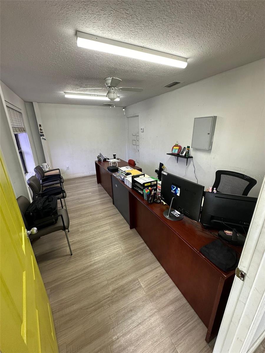 2621 SANFORD AVE, SANFORD, FL, 32773