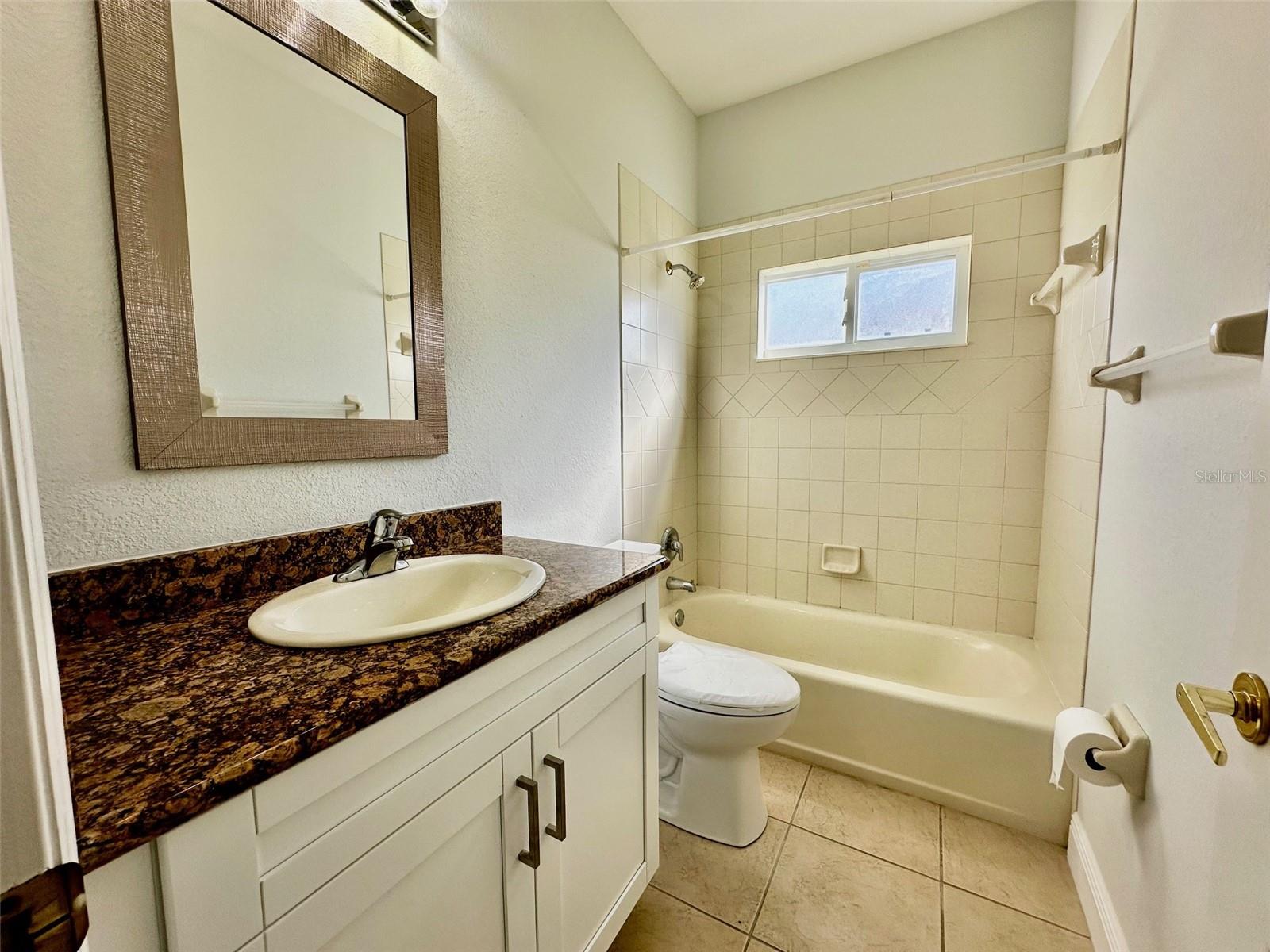 408 GOLDEN HARBOUR TRL, BRADENTON, FL, 34212