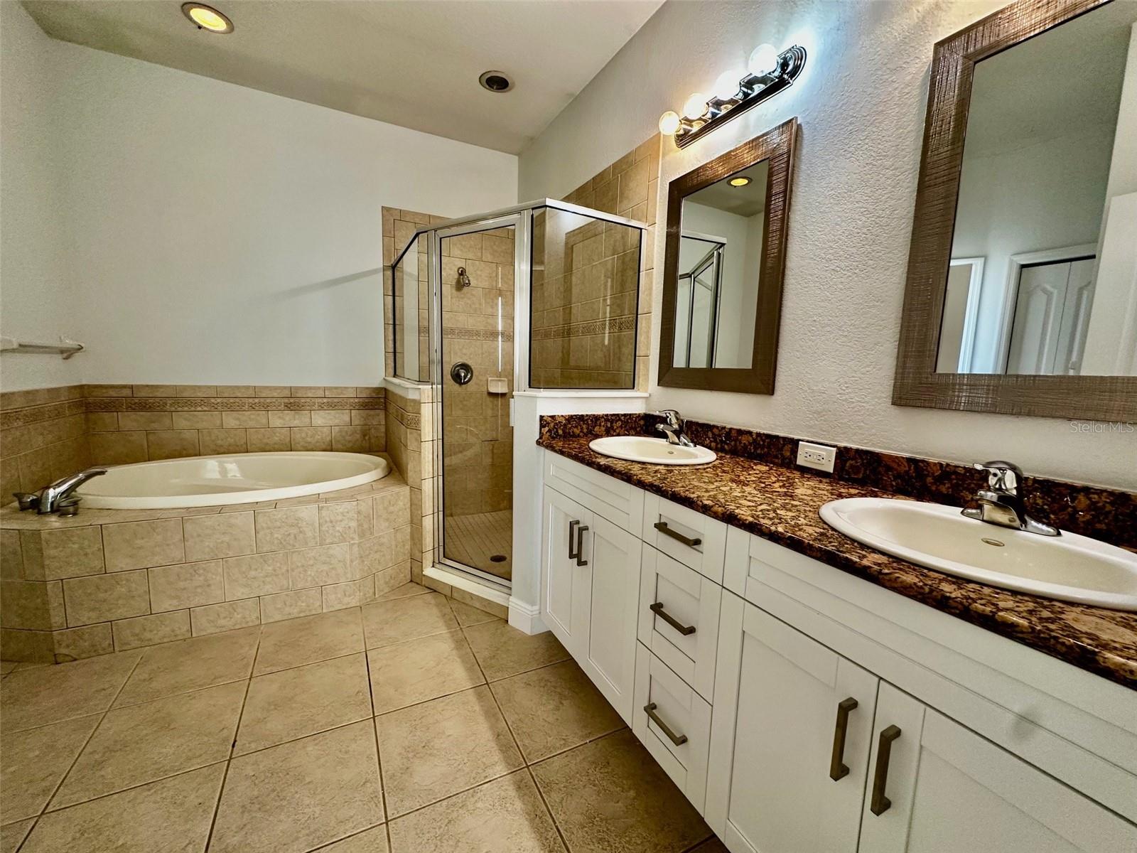 408 GOLDEN HARBOUR TRL, BRADENTON, FL, 34212