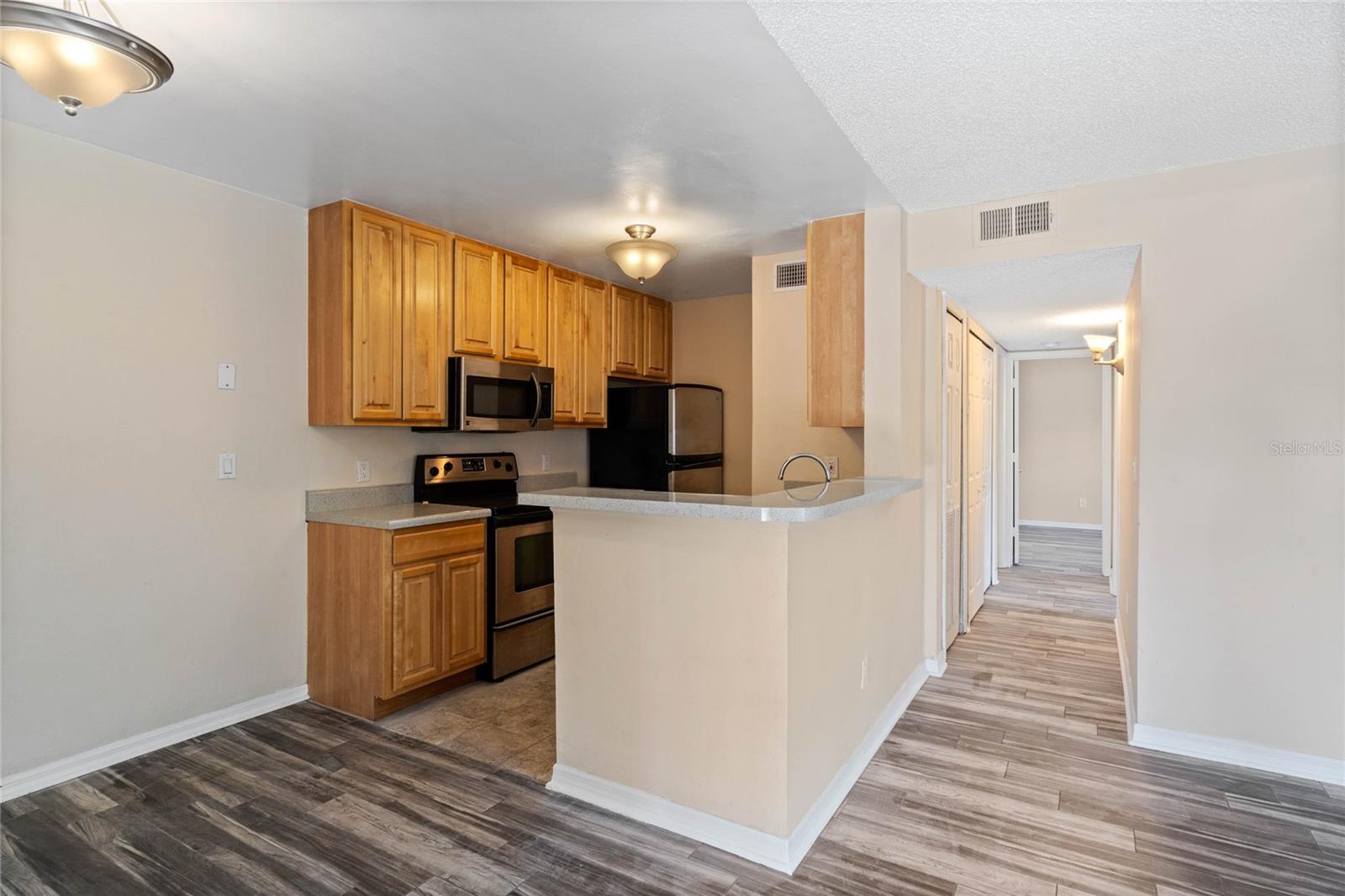 6118 WESTGATE DR #101, ORLANDO, FL, 32835