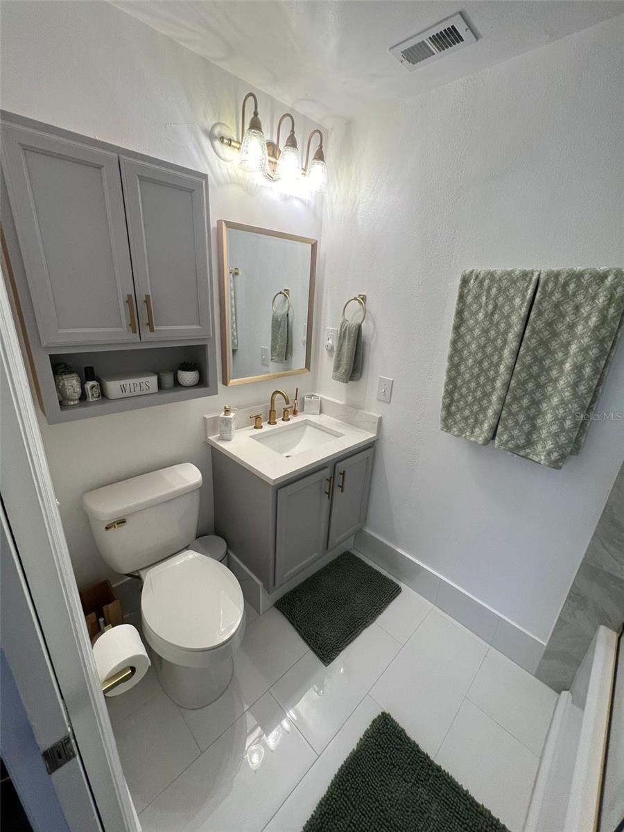 5100 BURCHETTE RD #101, TAMPA, FL, 33647