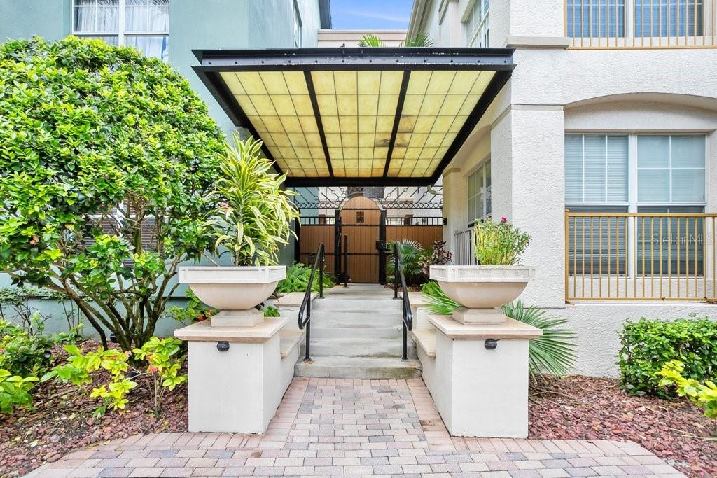 2440 W HORATIO ST #1011, TAMPA, FL, 33609