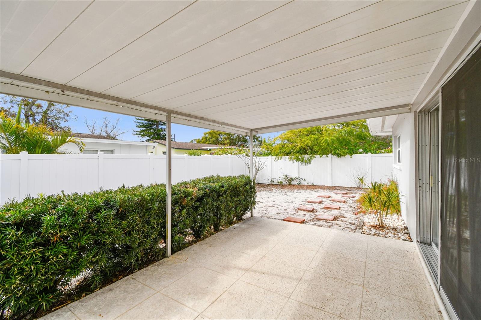 2124 16TH AVE SW, LARGO, FL, 33770