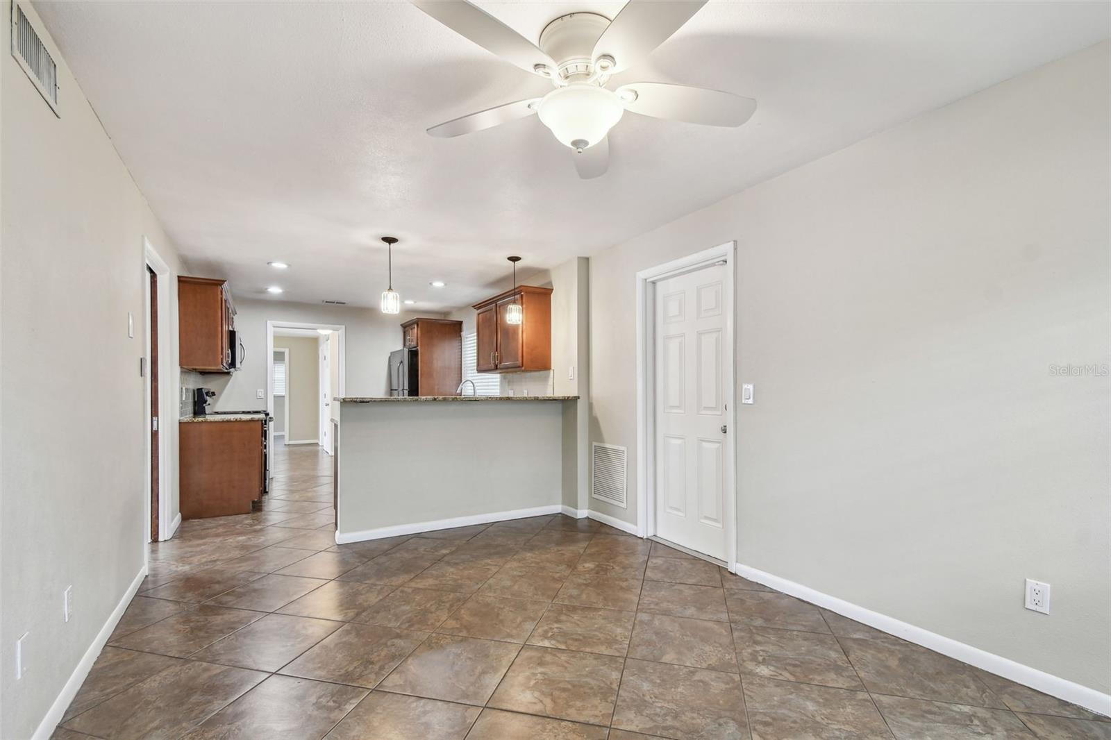 2124 16TH AVE SW, LARGO, FL, 33770