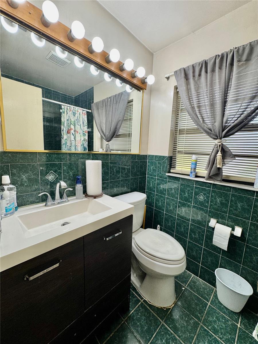 10937 N LANTANA AVE, TAMPA, FL, 33612