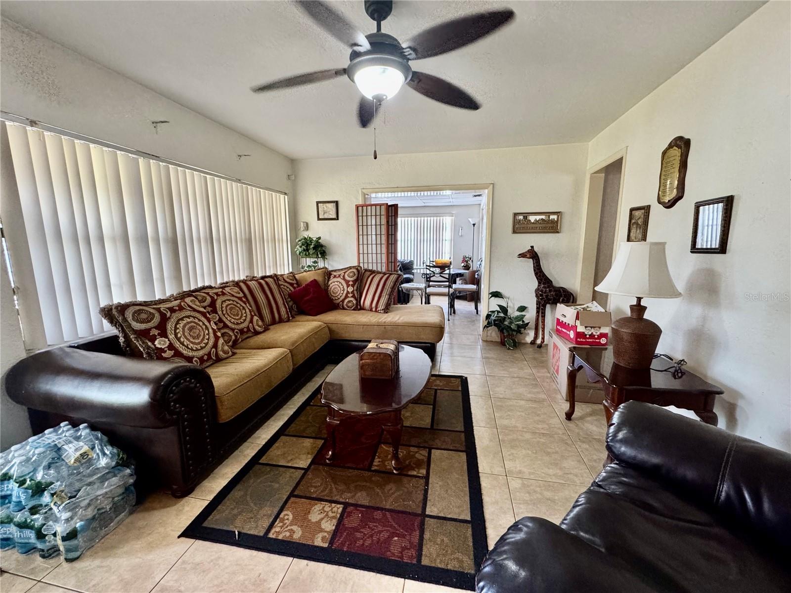 10937 N LANTANA AVE, TAMPA, FL, 33612