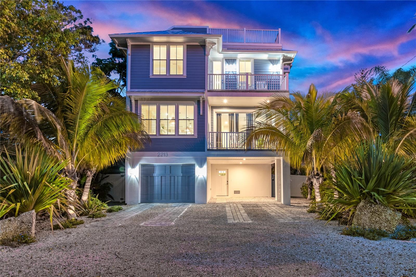2213 AVENUE B, BRADENTON BEACH, FL, 34217