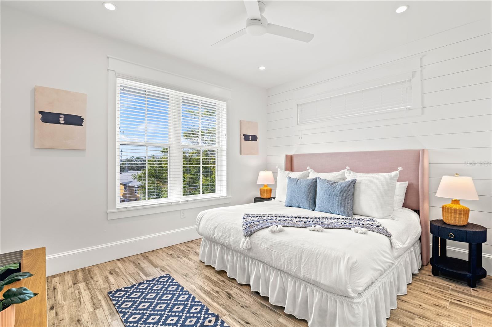 2213 AVENUE B, BRADENTON BEACH, FL, 34217