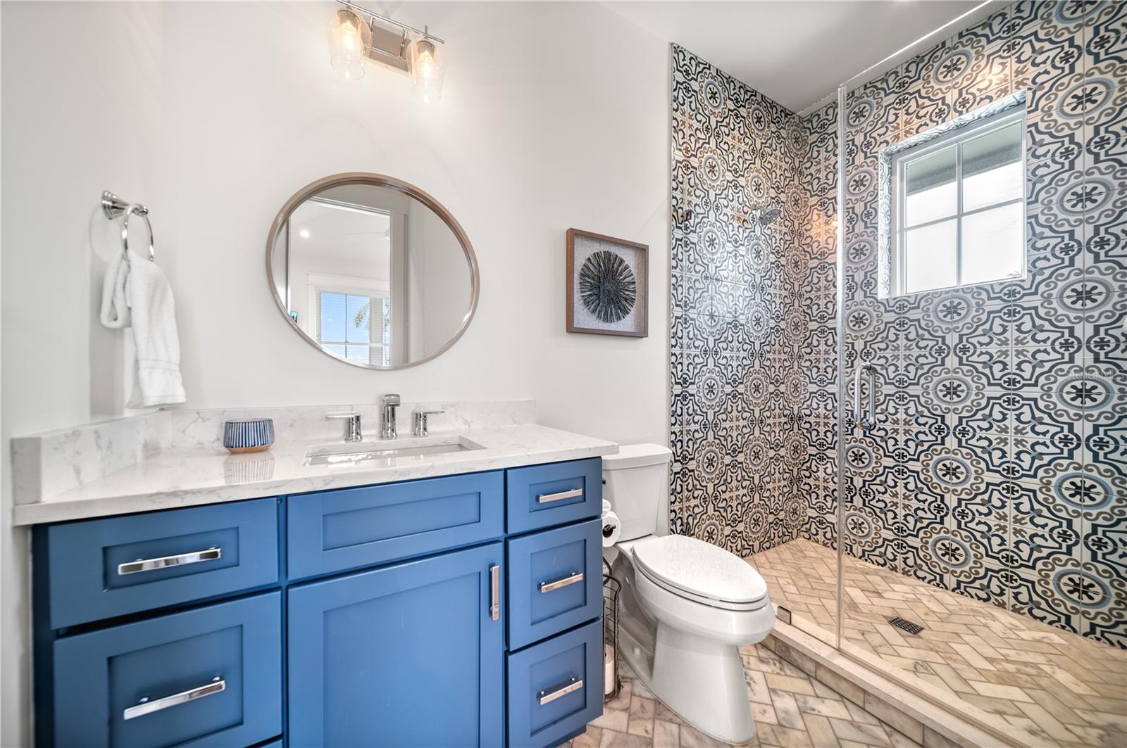 2213 AVENUE B, BRADENTON BEACH, FL, 34217