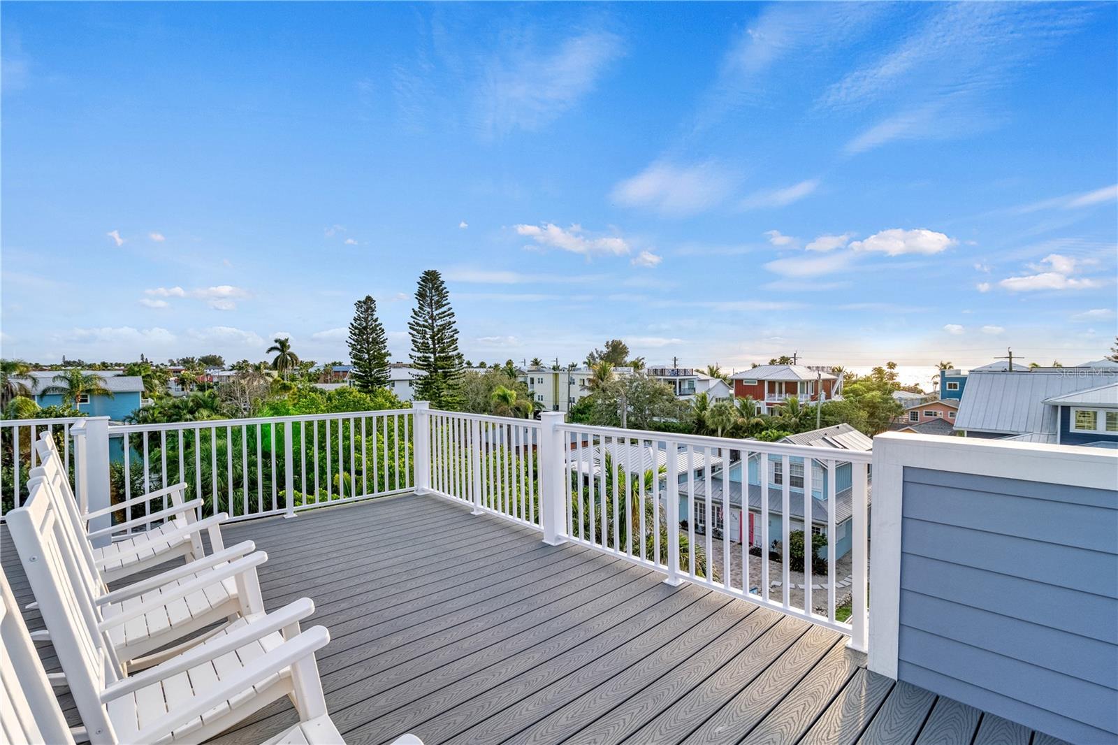2213 AVENUE B, BRADENTON BEACH, FL, 34217