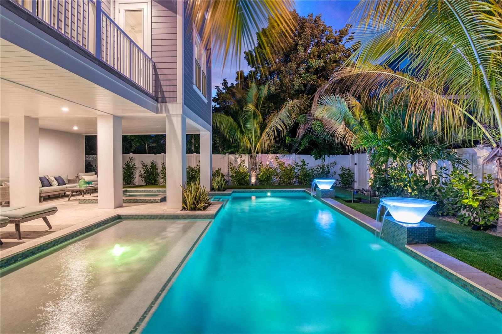 2213 AVENUE B, BRADENTON BEACH, FL, 34217