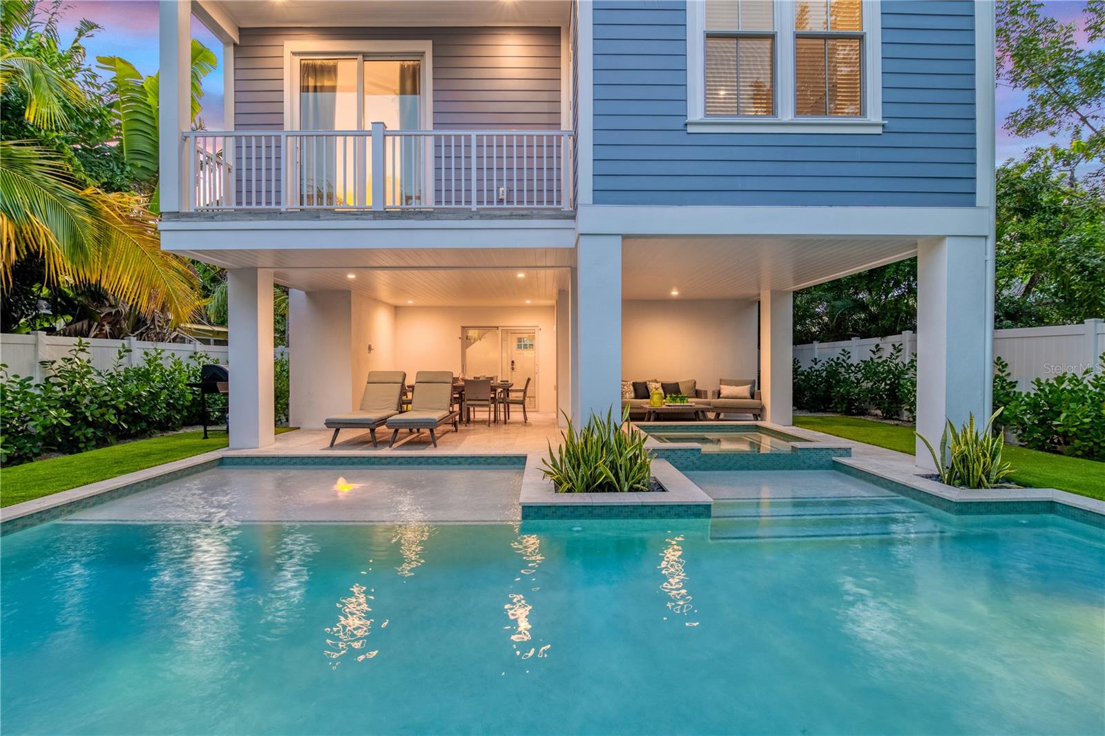 2213 AVENUE B, BRADENTON BEACH, FL, 34217