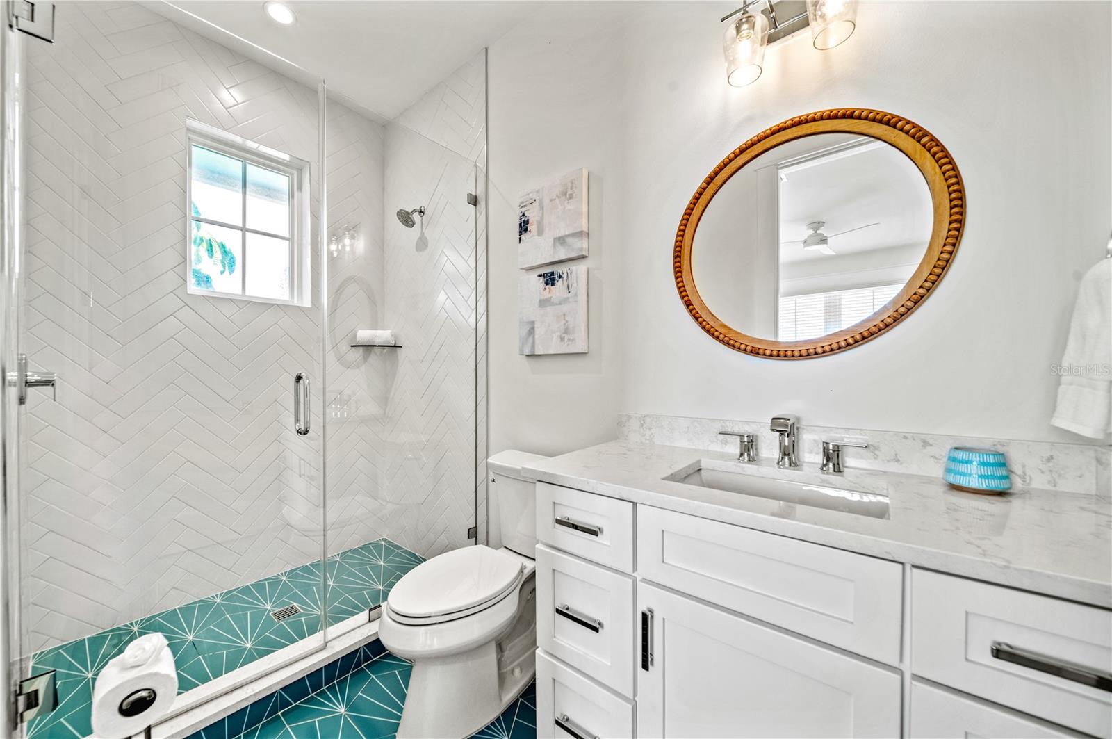 2213 AVENUE B, BRADENTON BEACH, FL, 34217
