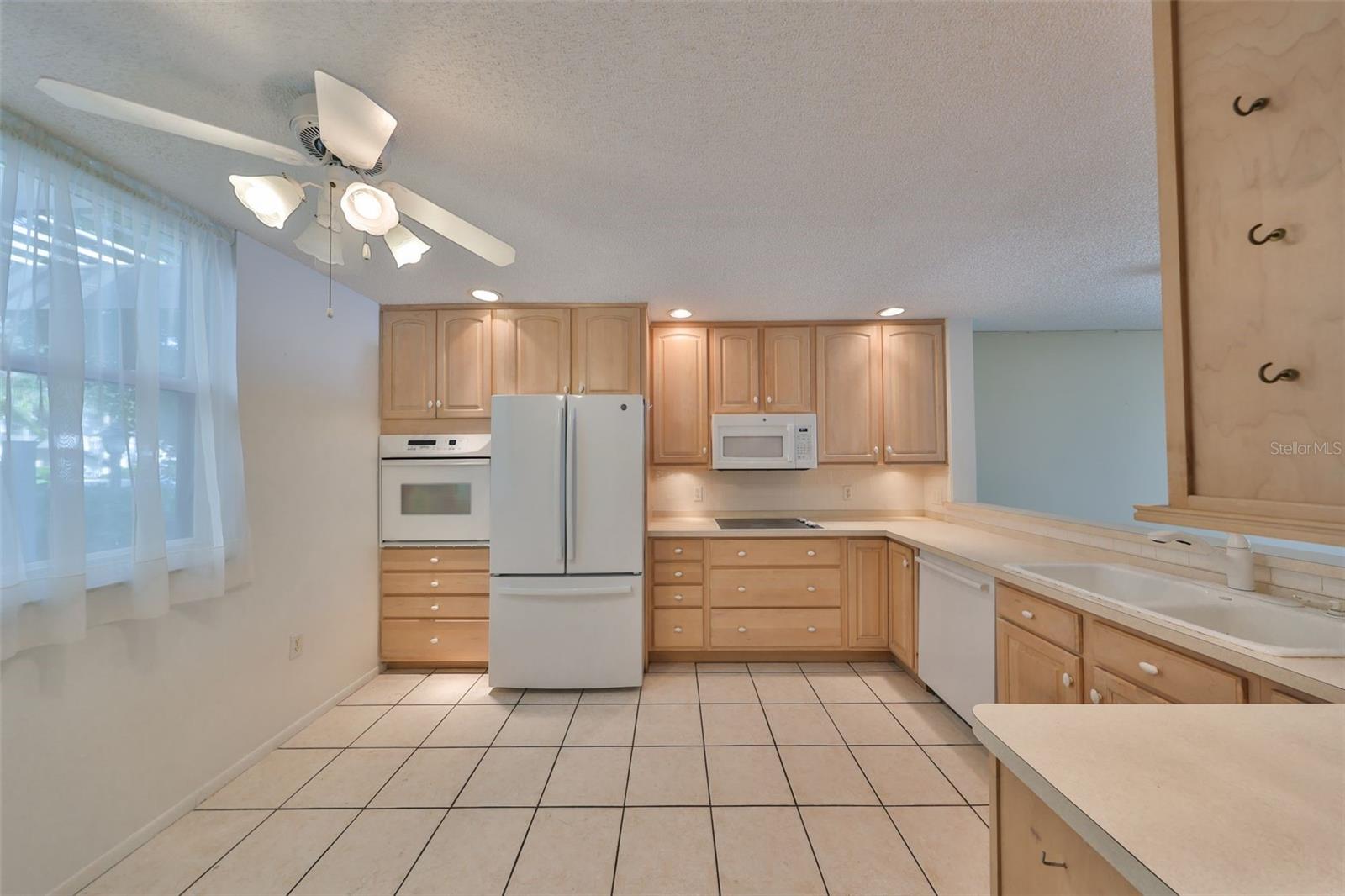 131 PINEHURST DR #131, BRADENTON, FL, 34210