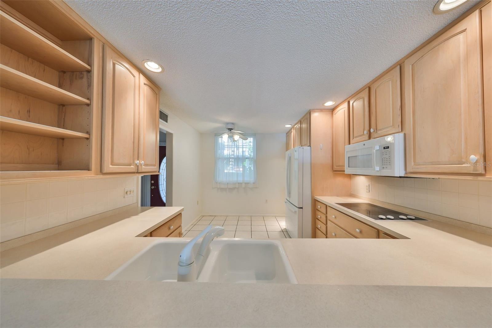 131 PINEHURST DR #131, BRADENTON, FL, 34210
