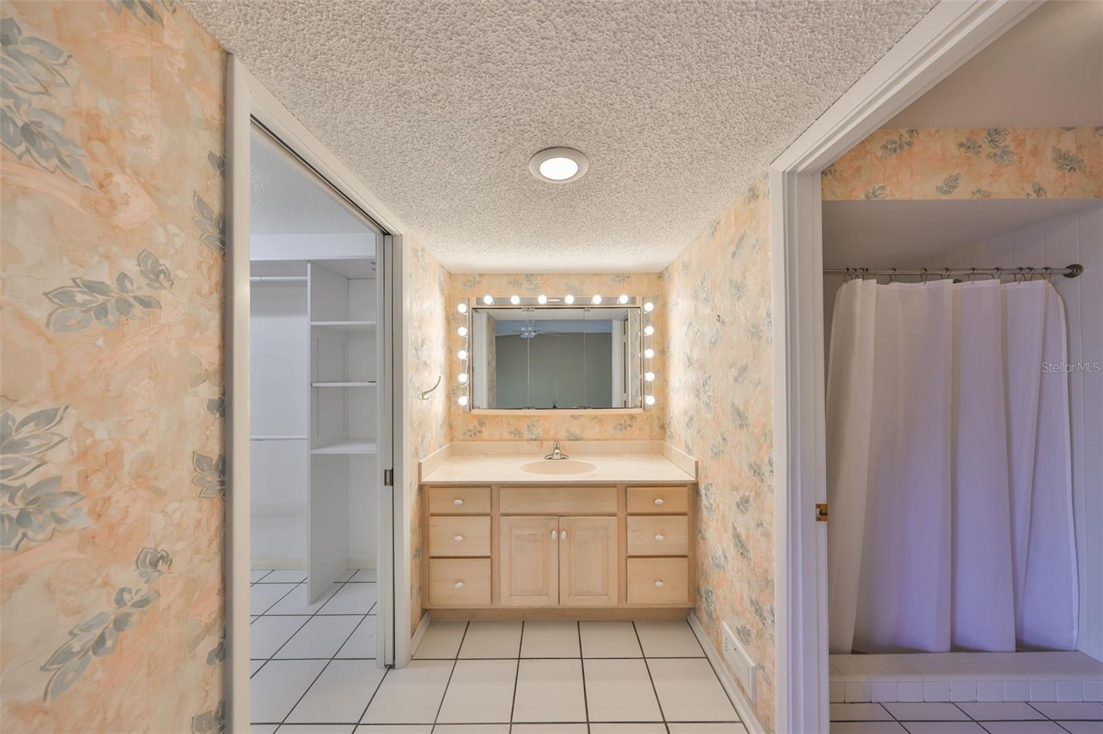 131 PINEHURST DR #131, BRADENTON, FL, 34210
