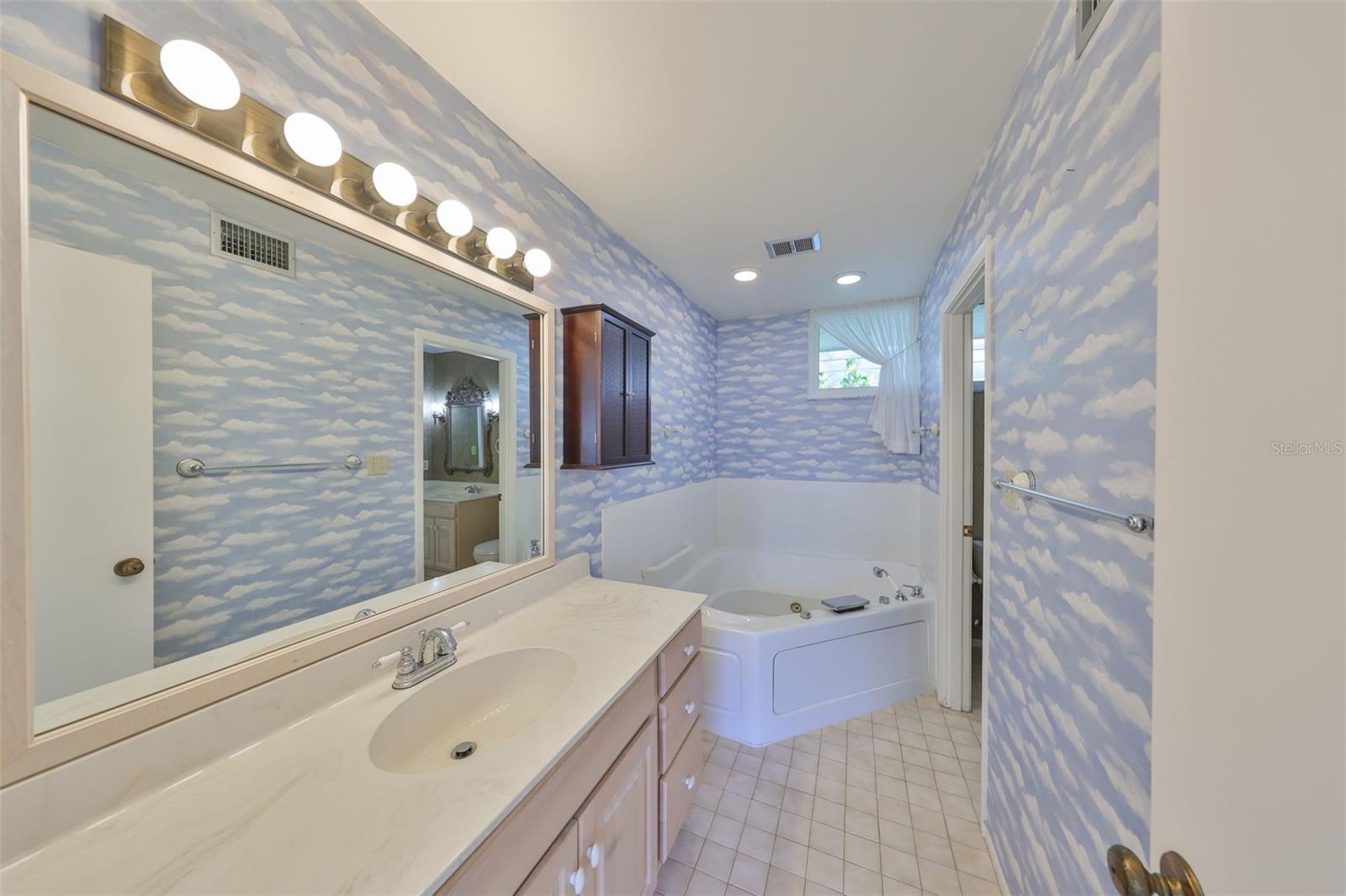 131 PINEHURST DR #131, BRADENTON, FL, 34210