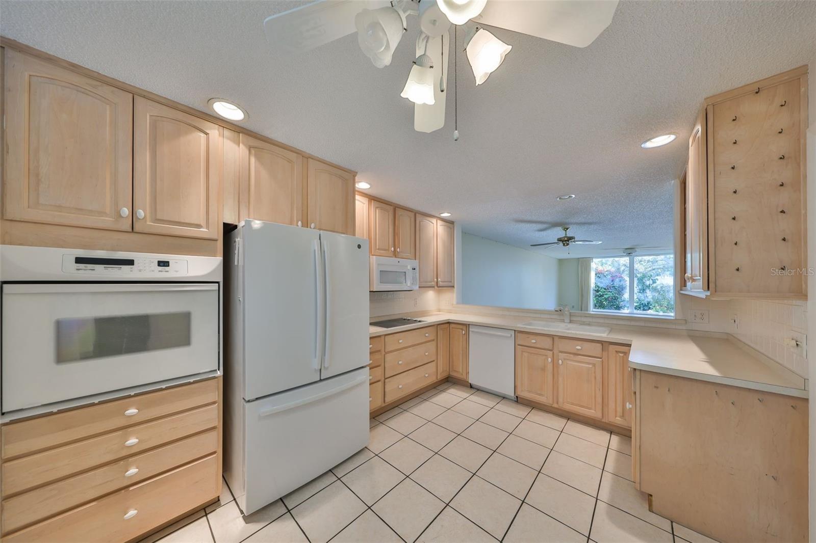 131 PINEHURST DR #131, BRADENTON, FL, 34210