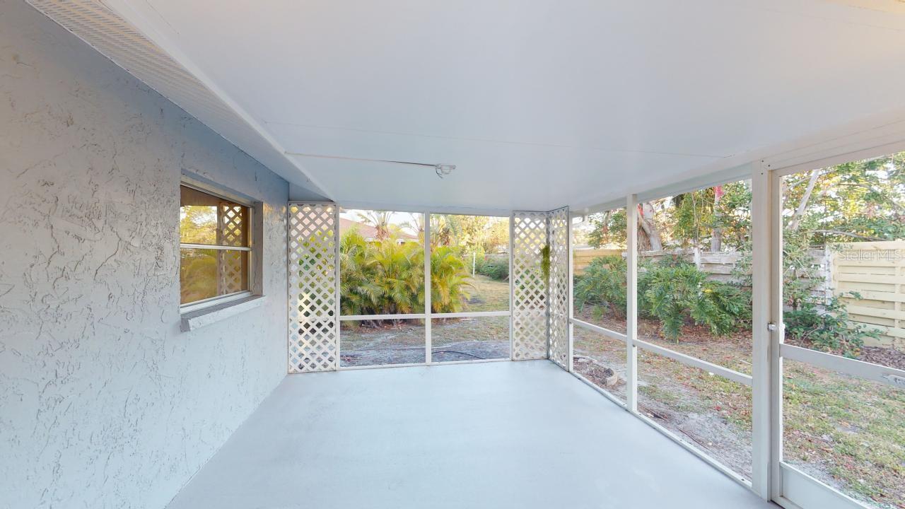 2275 PINE VIEW CIR, SARASOTA, FL, 34231