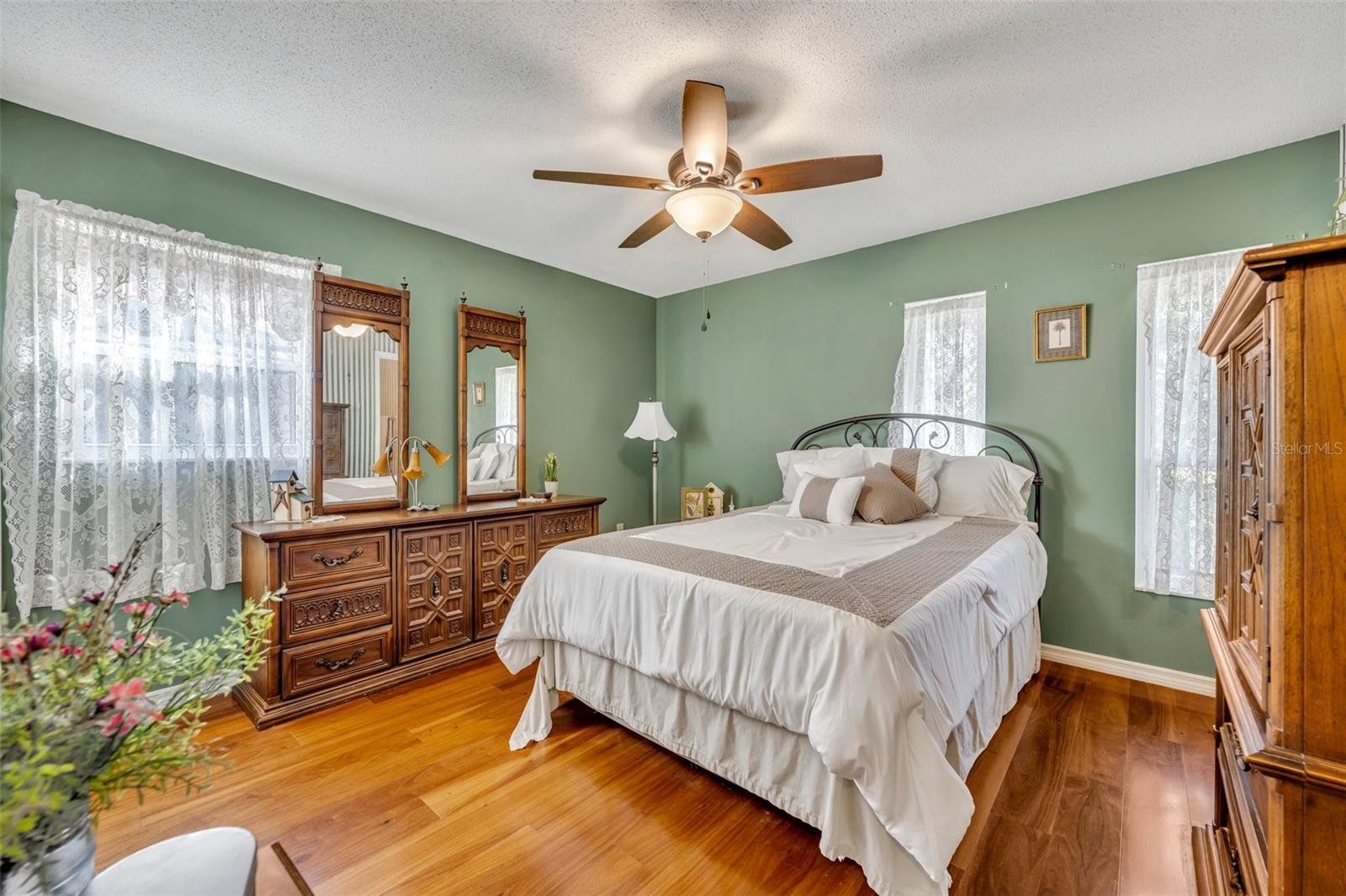 1101 LANTANA DR, EUSTIS, FL, 32726