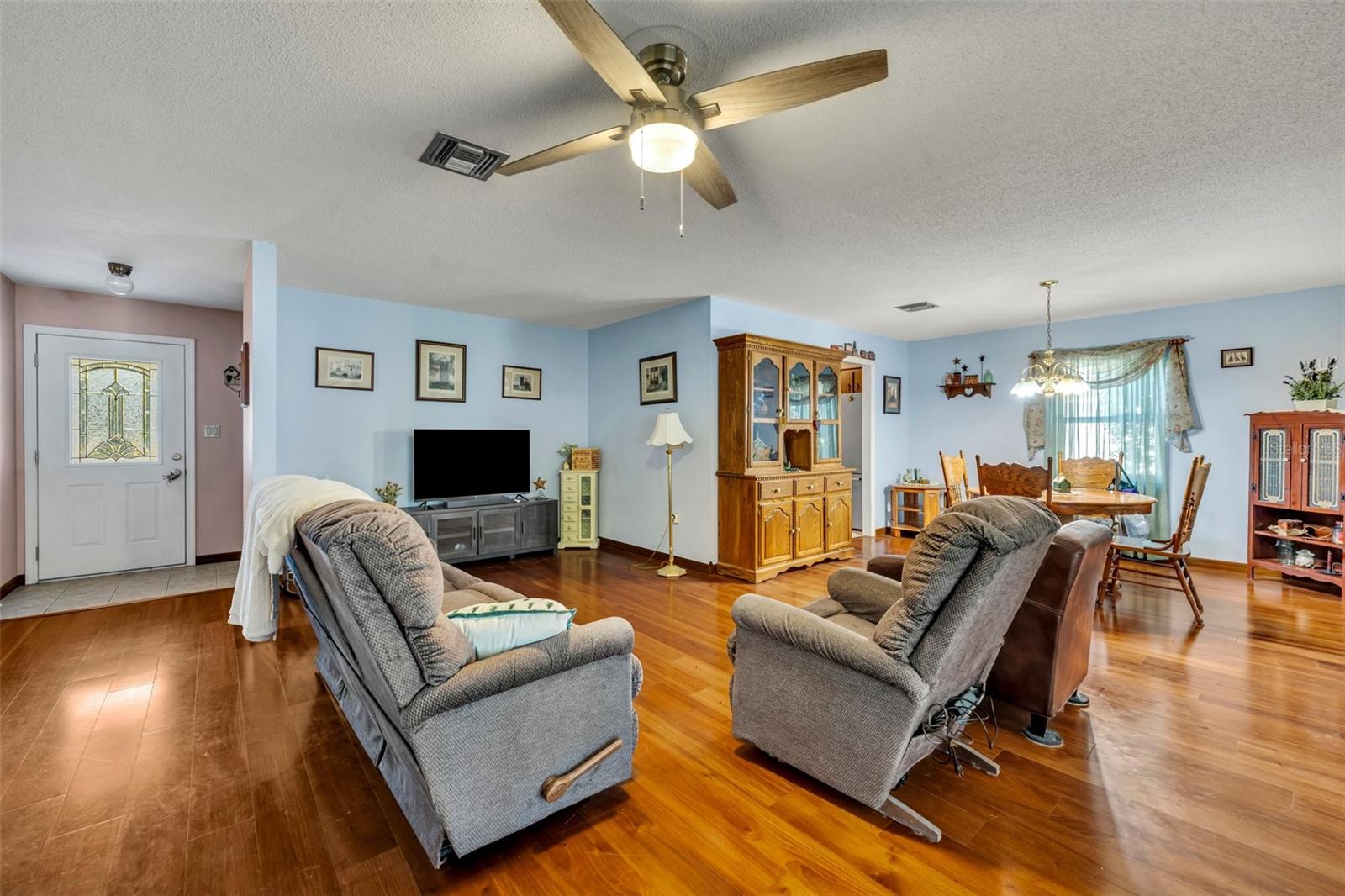 1101 LANTANA DR, EUSTIS, FL, 32726