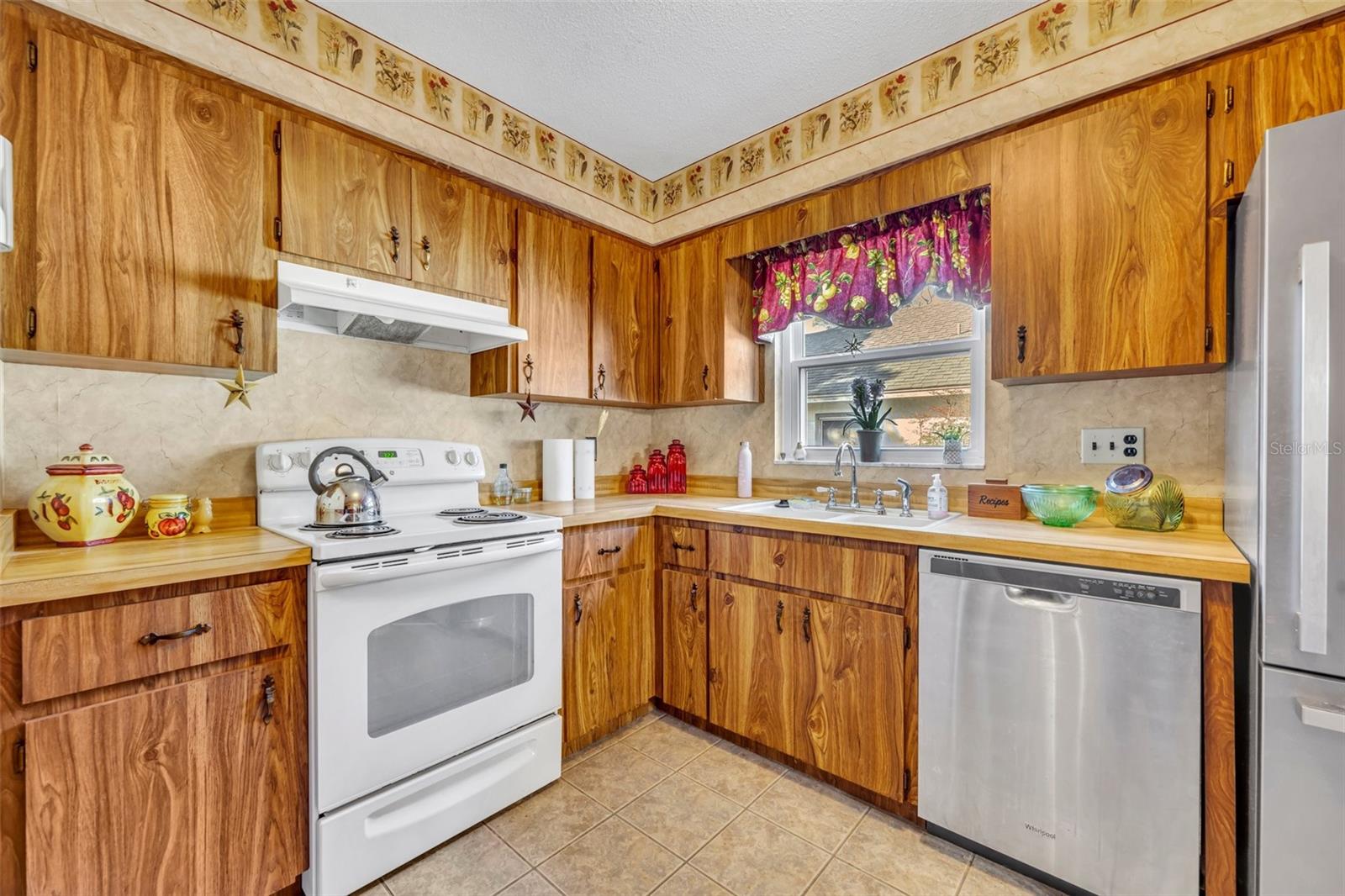1101 LANTANA DR, EUSTIS, FL, 32726