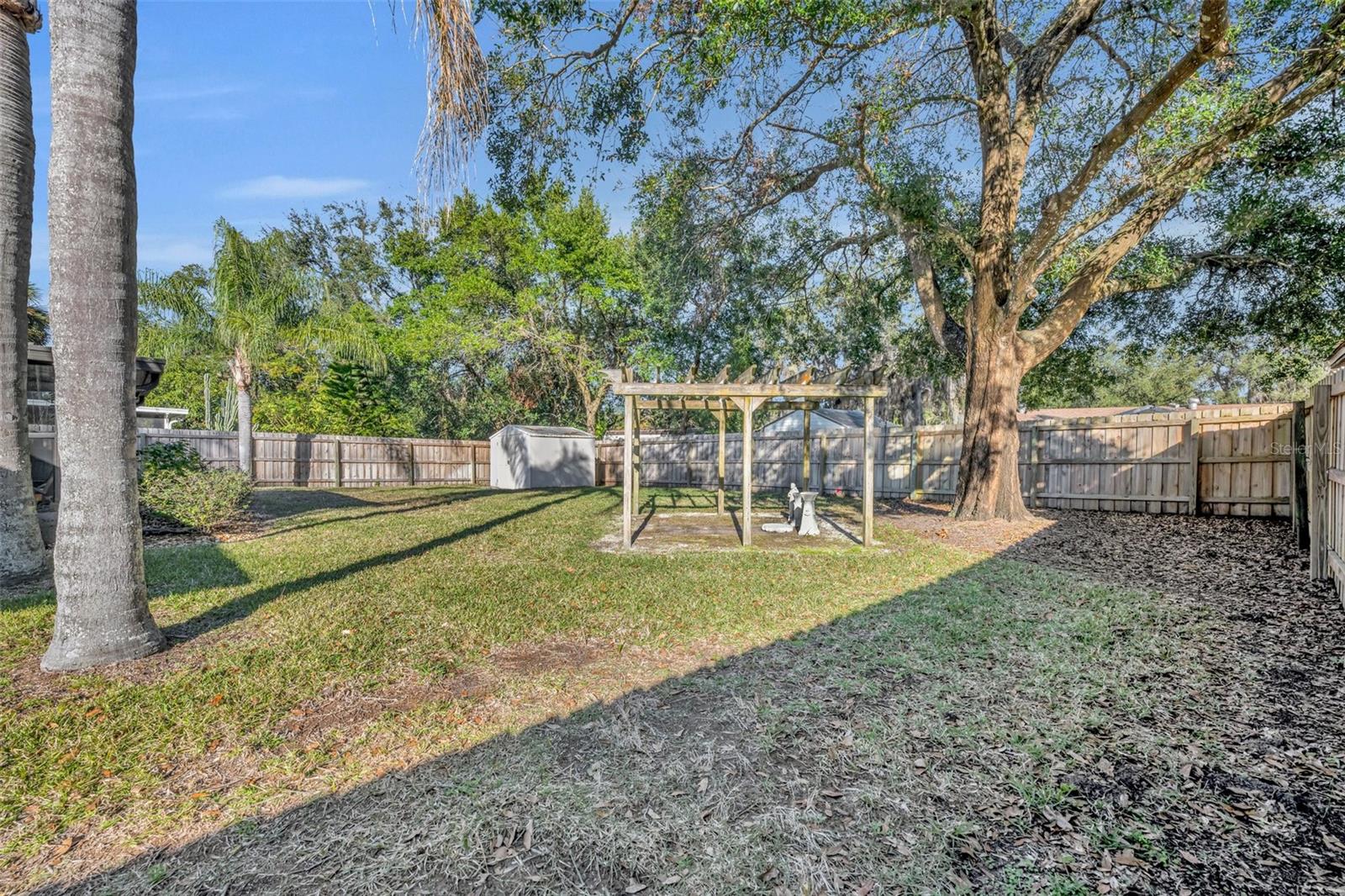1101 LANTANA DR, EUSTIS, FL, 32726