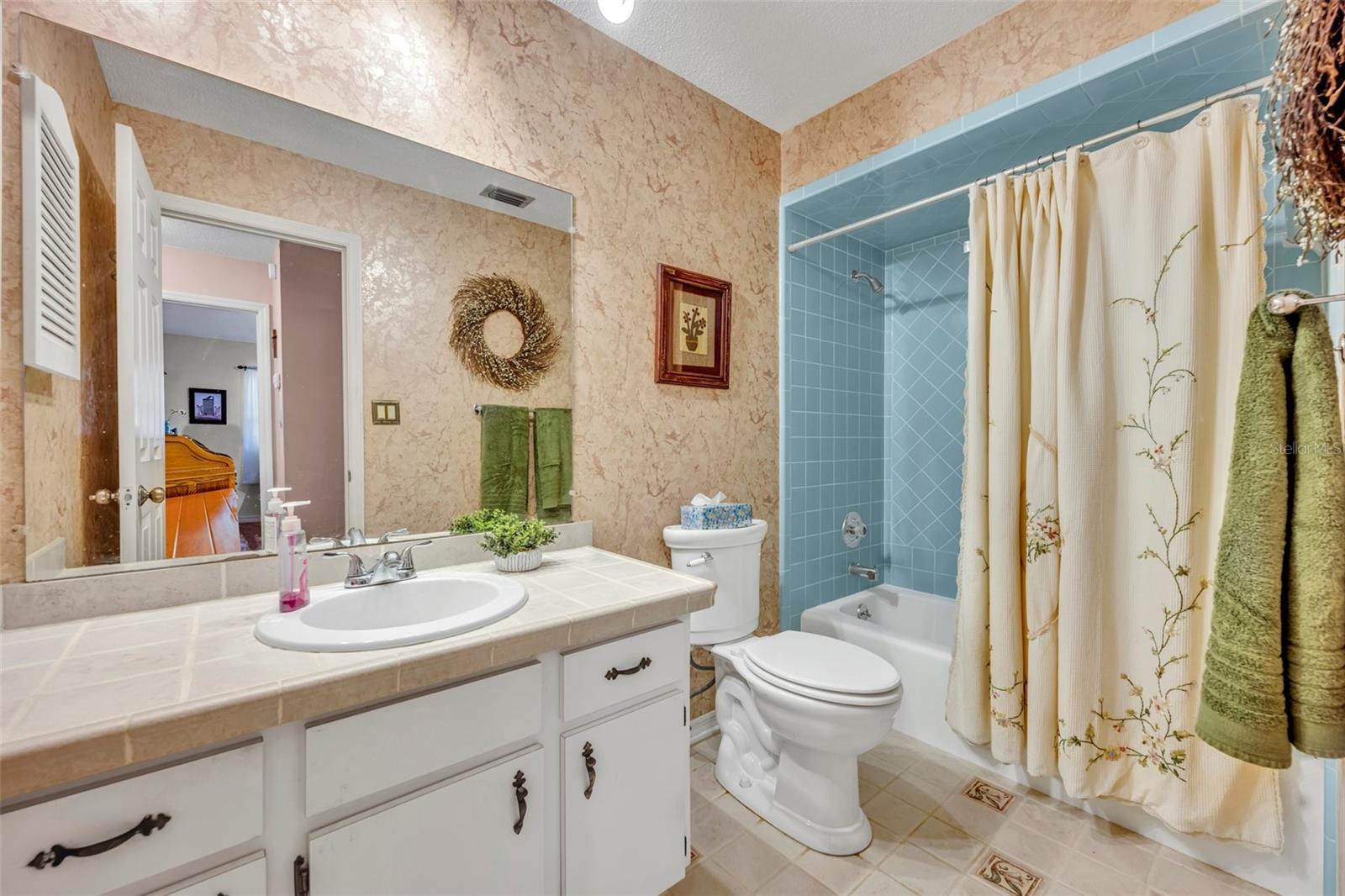 1101 LANTANA DR, EUSTIS, FL, 32726