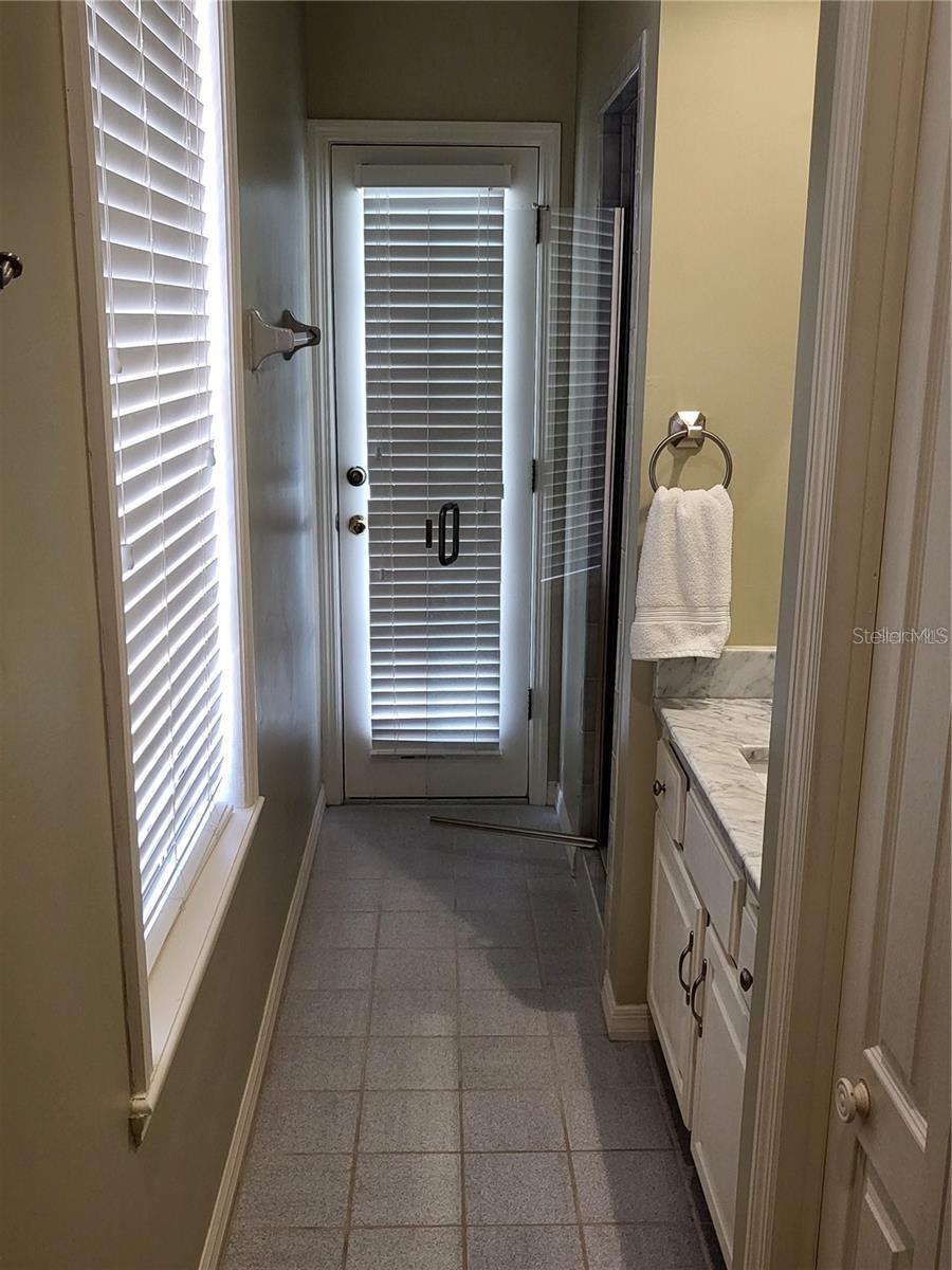 2002 CIMMARON RUN DR, VALRICO, FL, 33594