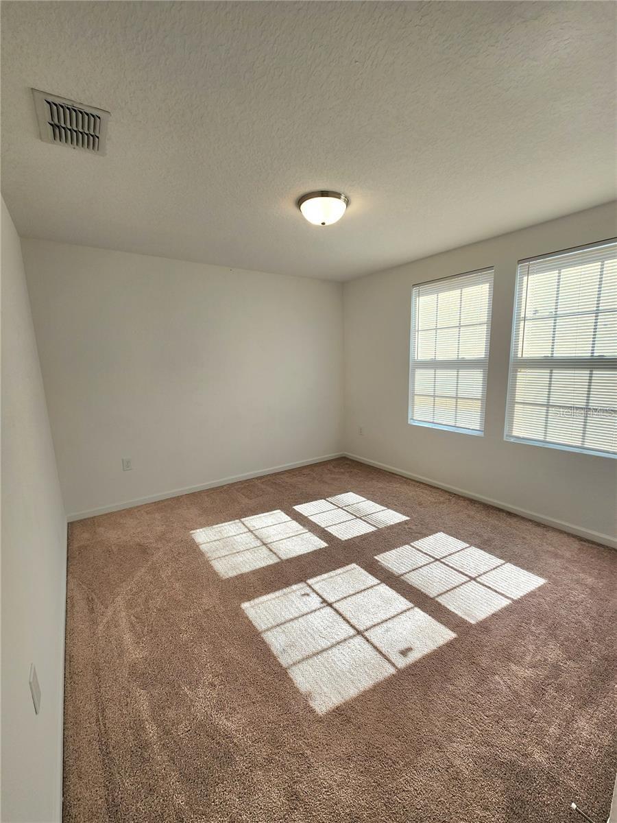 15598 MERLIN AVE, MASCOTTE, FL, 34753
